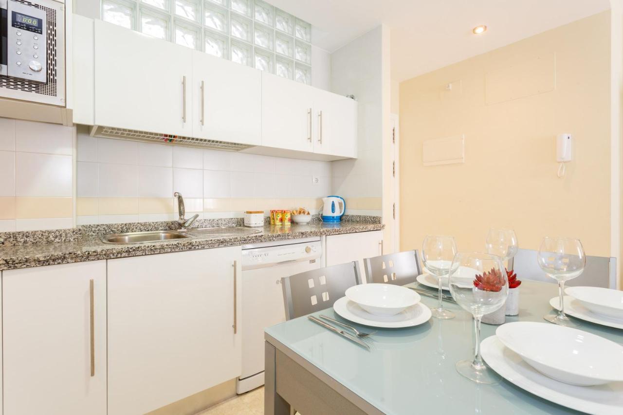 Apartamento Playa Cadiz By Isa Hoteles Exterior photo